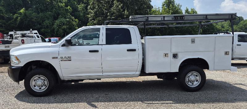 RAM 2500 Tradesman Crew Cab LWB 4WD 2016