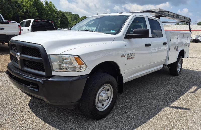 RAM 2500 Tradesman Crew Cab LWB 4WD 2016