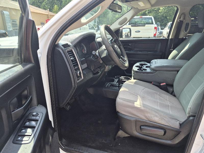 RAM 2500 Tradesman Crew Cab LWB 4WD 2016