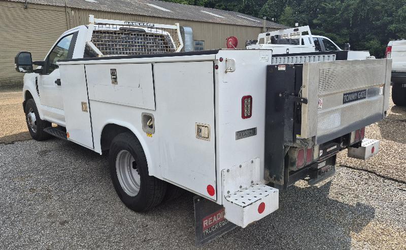 Ford F-350 SD XL 2WD DRW 2022