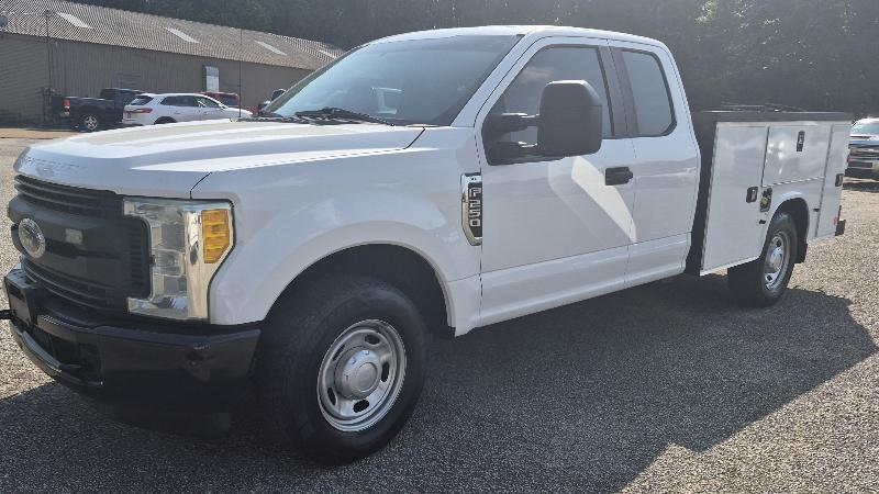 Ford F-250 SD XL SuperCab 2WD 2017