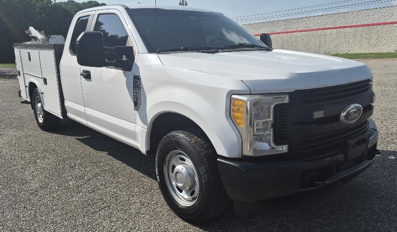 Ford F-250 SD XL SuperCab 2WD 2017