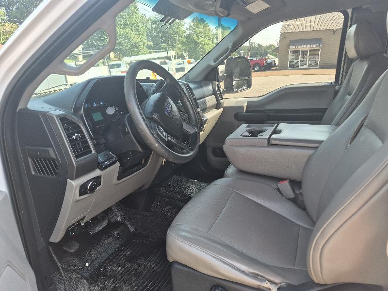 Ford F-250 SD XL SuperCab 2WD 2017
