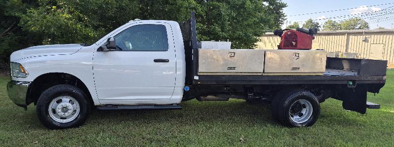RAM 3500 Regular Cab 4WD DRW 2018
