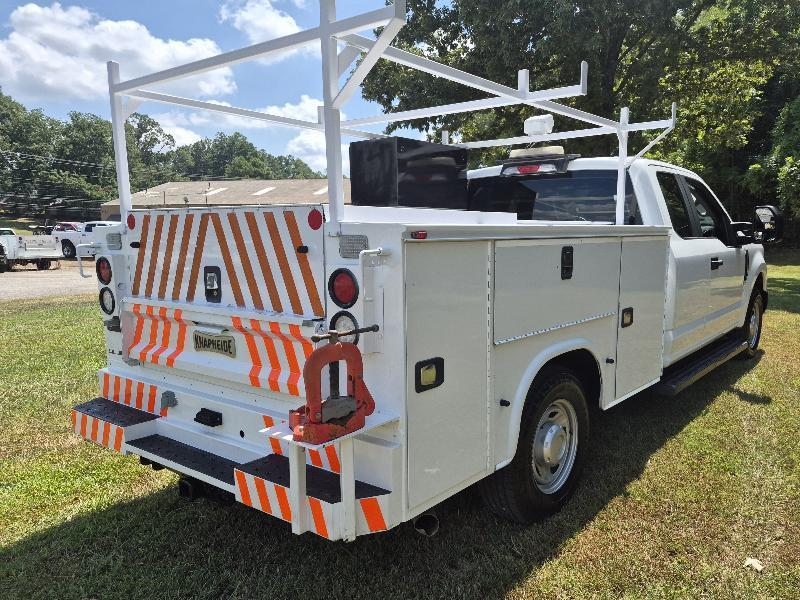 Ford F-350 SD XL SuperCab Long Bed 2WD 2017