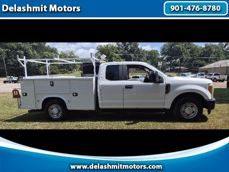 Ford F-350 SD XL SuperCab Long Bed 2WD 2017