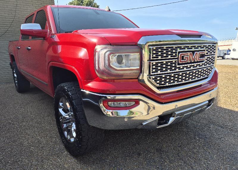 GMC Sierra 1500 4WD Crew Cab 153.0" SLT 2018