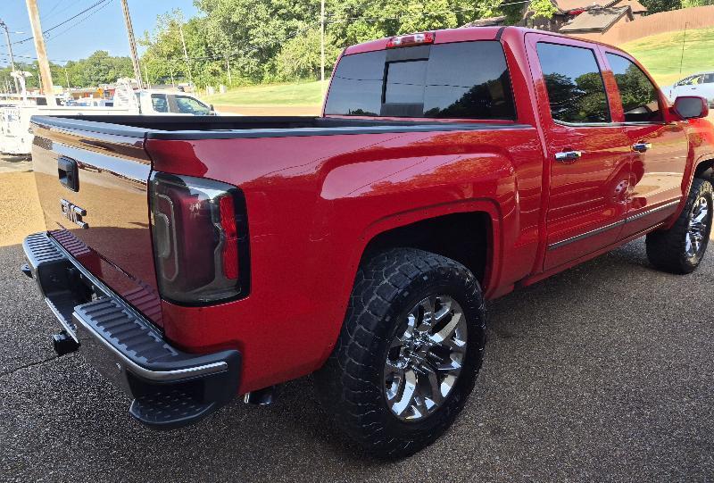 GMC Sierra 1500 4WD Crew Cab 153.0" SLT 2018
