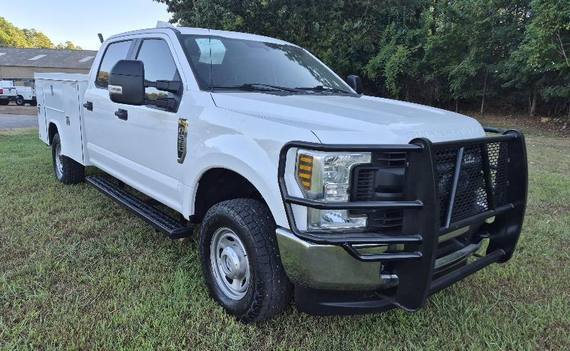 Ford F-250 SD XL Crew Cab LWB 4WD 2018