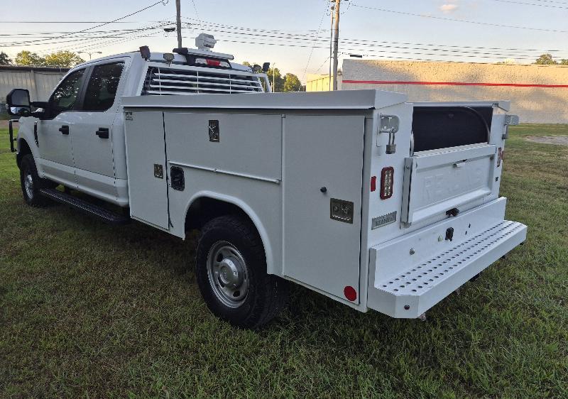 Ford F-250 SD XL Crew Cab LWB 4WD 2018