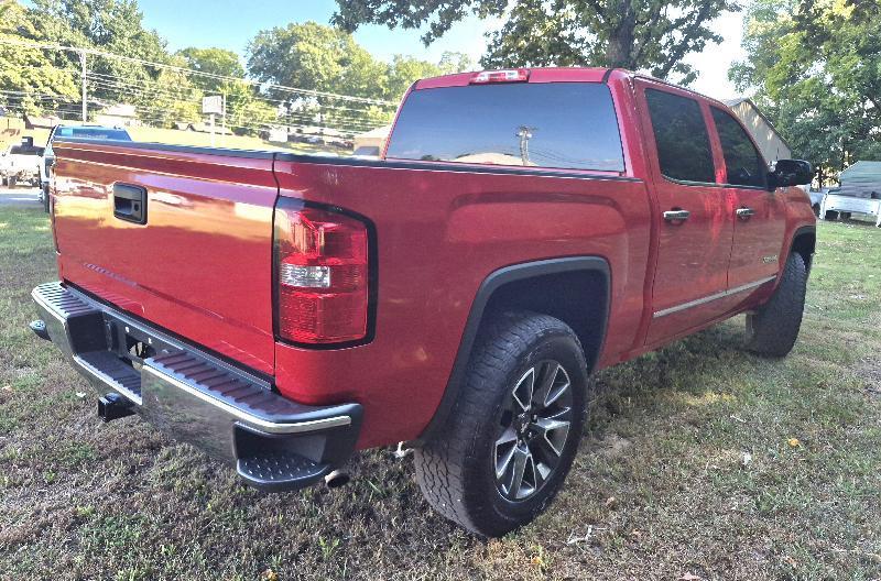 GMC Sierra 1500 4WD Crew Cab 143.5" SLT 2015