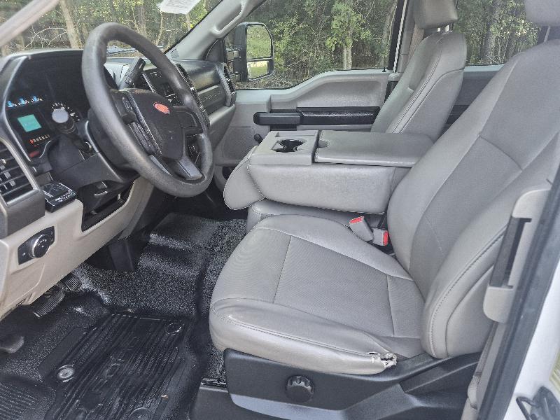 Ford F-350 SD XL SuperCab Long Bed 2WD 2017