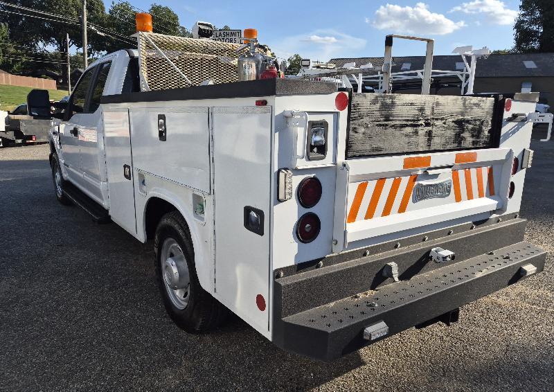 Ford F-350 SD XL SuperCab 2WD 2019