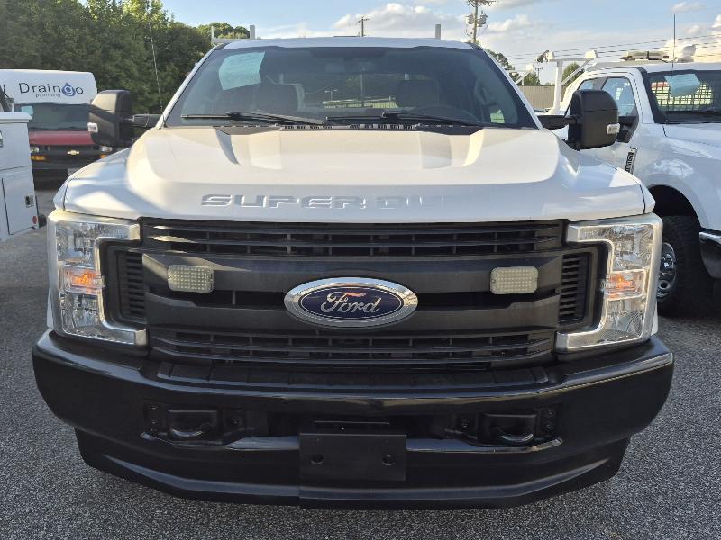 Ford F-350 SD XL SuperCab Long Bed 4WD 2019
