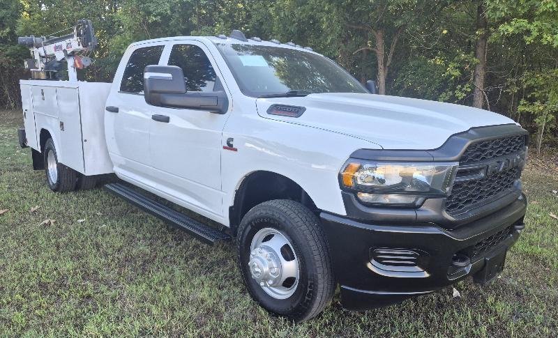 RAM 3500 Crew Cab 4WD DRW 2024
