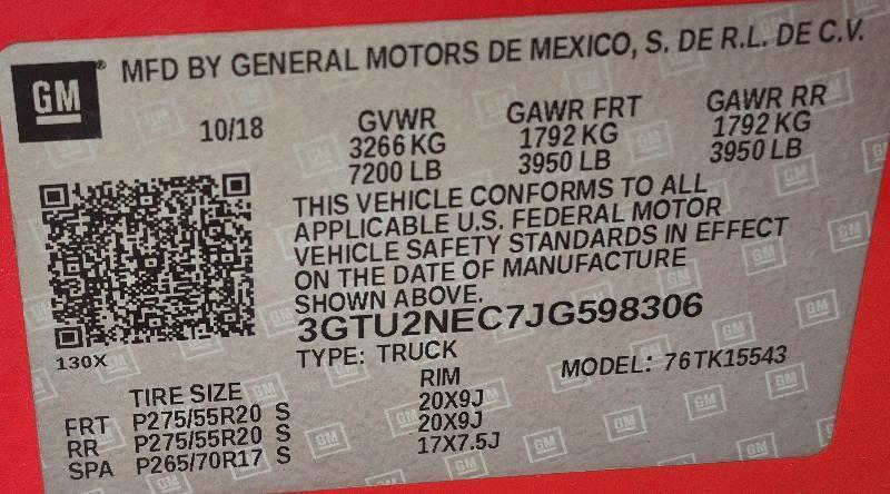 GMC Sierra 1500 4WD Crew Cab 143.5" SLT 2018