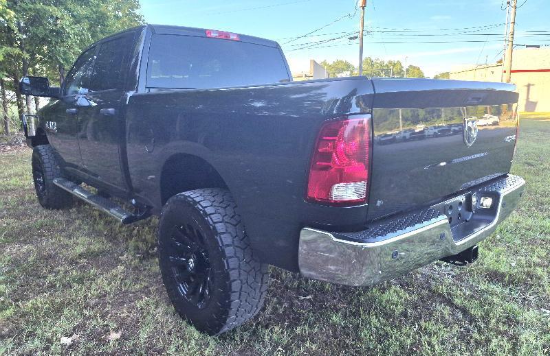 RAM 3500 Tradesman Crew Cab 4WD 2017