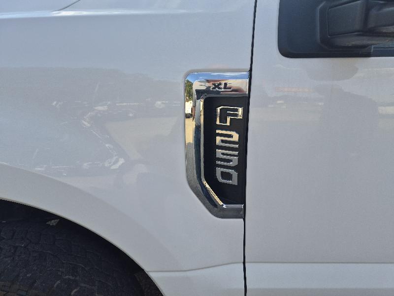 Ford F-250 SD XL Crew Cab LWB 4WD 2019