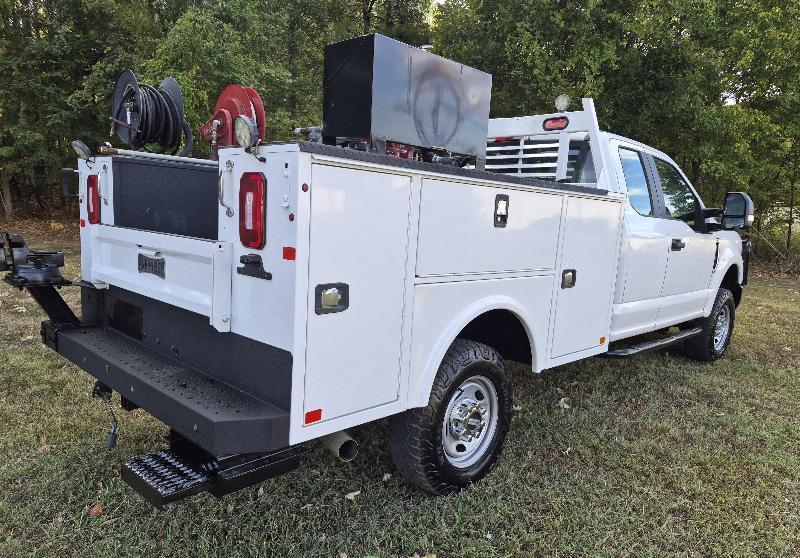 Ford F-350 SD XL SuperCab Long Bed 4WD 2019