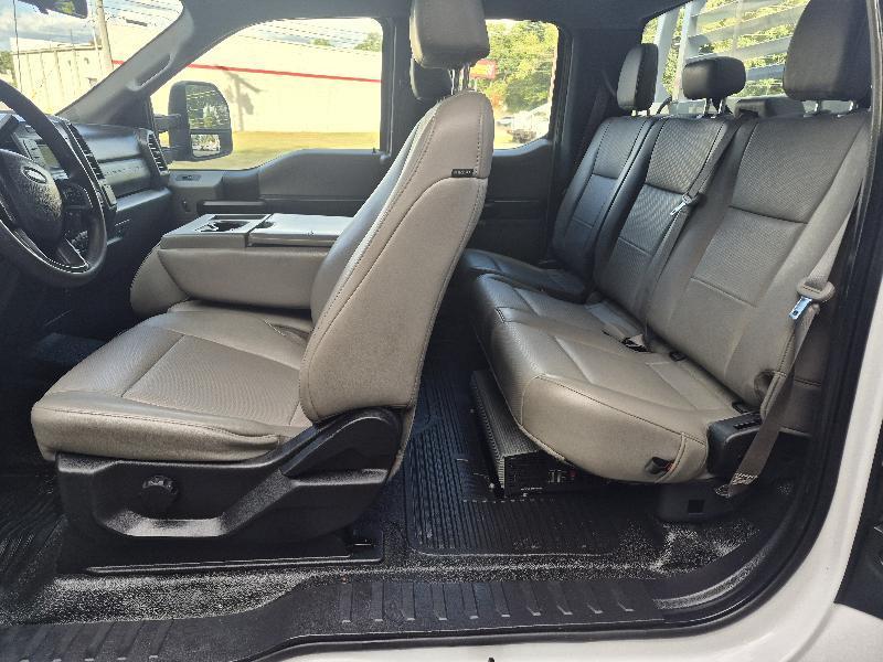 Ford F-350 SD XL SuperCab Long Bed 4WD 2019