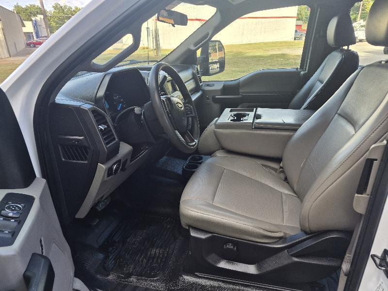 Ford F-350 SD XL SuperCab Long Bed 4WD 2019