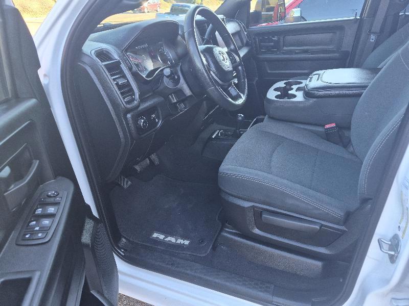 RAM 3500 Tradesman Crew Cab 4WD DRW 2022