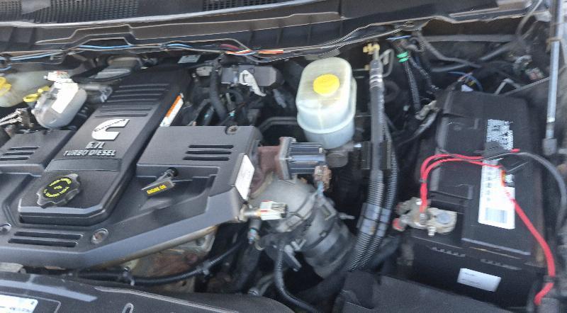 RAM 2500 Laramie Crew Cab SWB 4WD 2012
