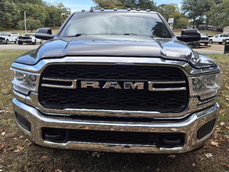 RAM 3500 Tradesman Crew Cab 4WD DRW 2021