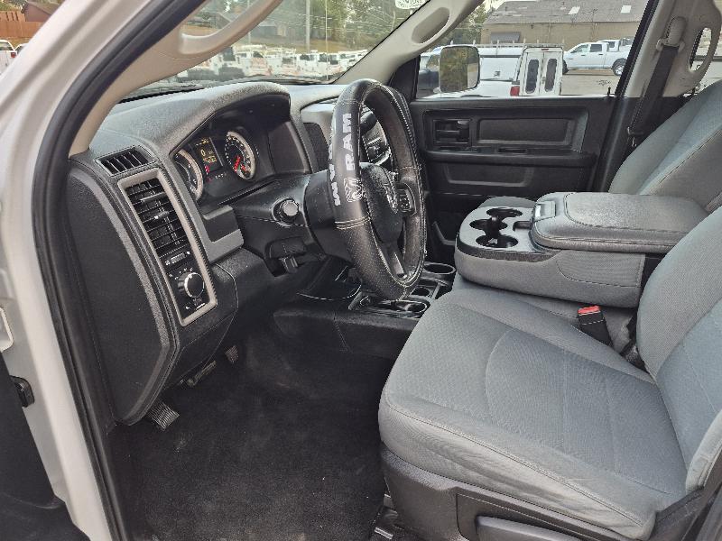 RAM 3500 Tradesman Crew Cab 4WD DRW 2018