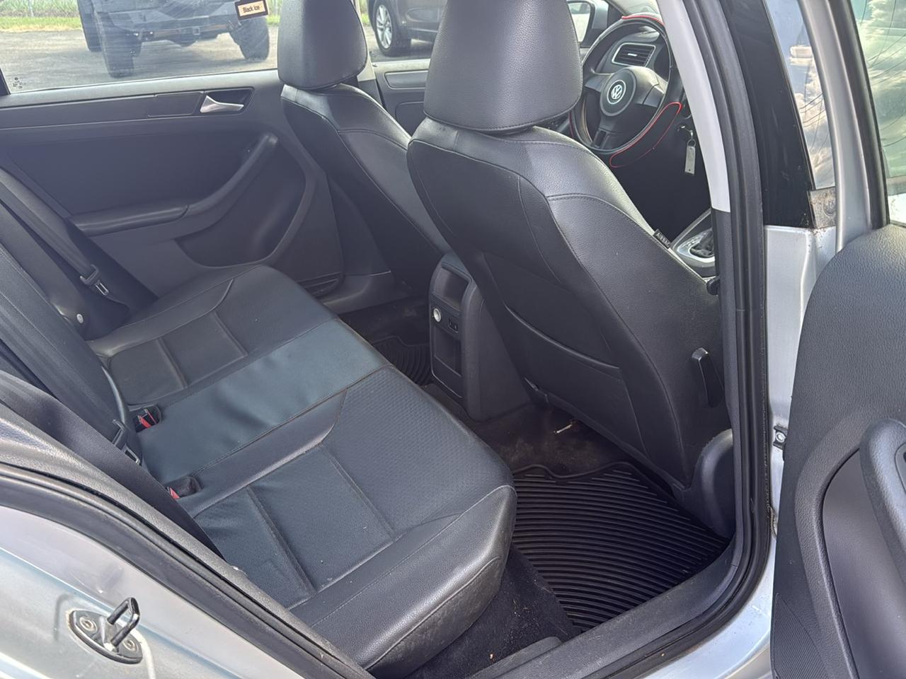 Volkswagen Jetta SE 2014