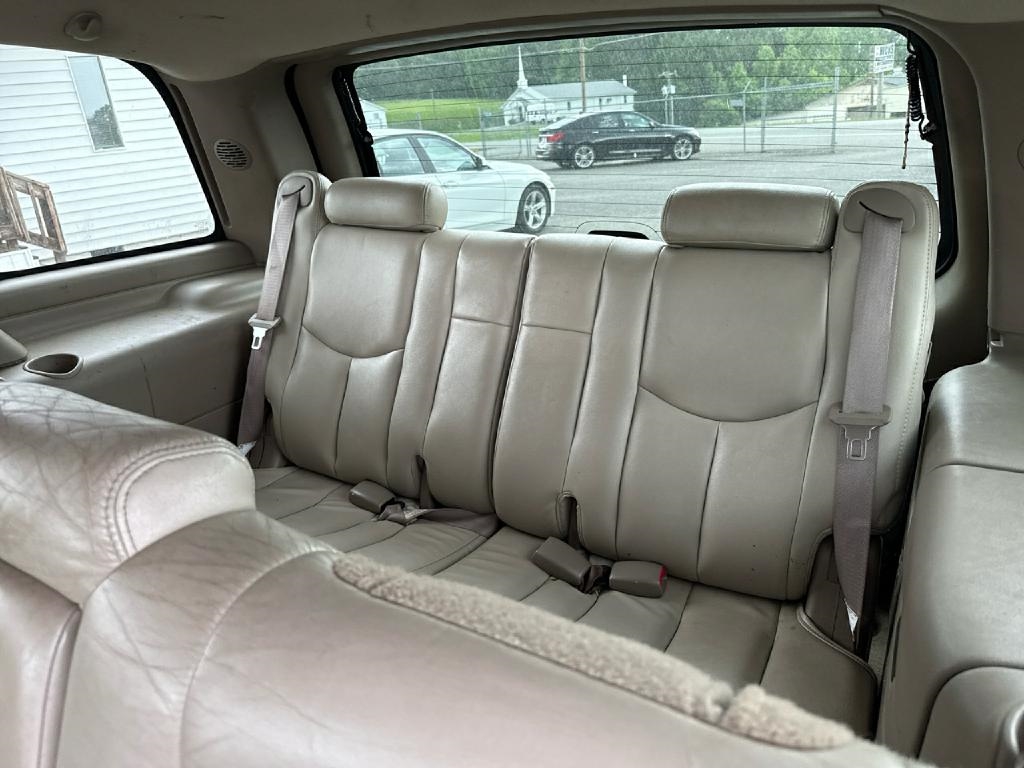 Chevrolet Tahoe  2004