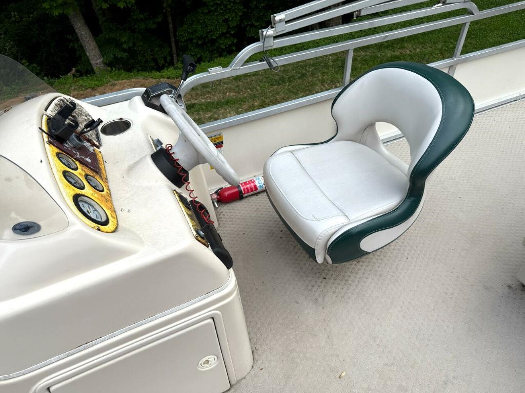 Triton Pontoon Boat  2005
