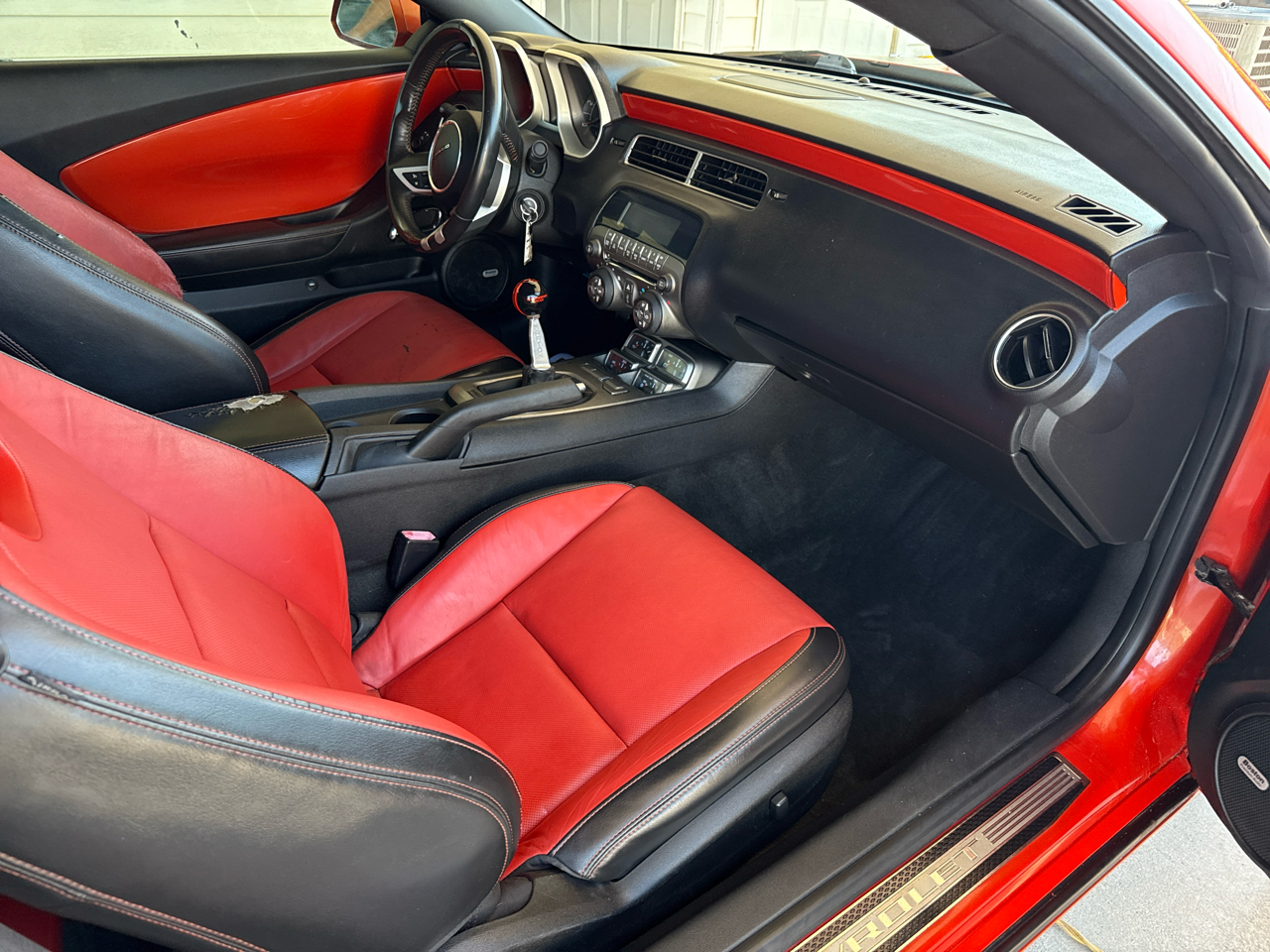 2010 Chevrolet Camaro 2SS Coupe photo 5