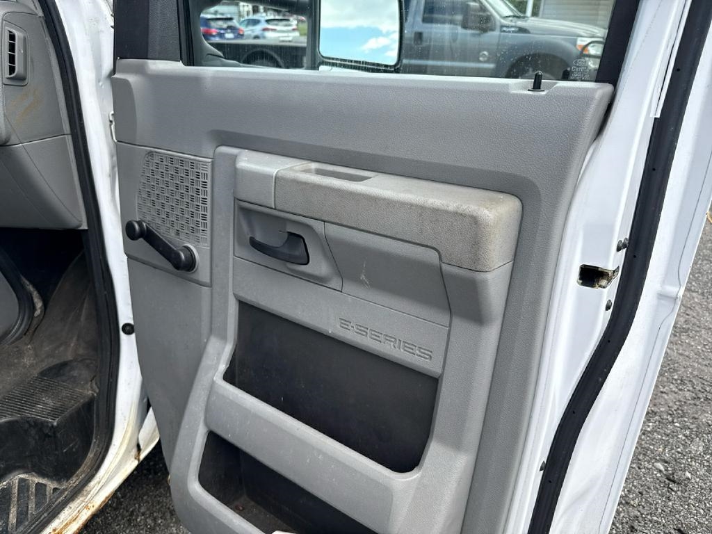 Ford Econoline  2013