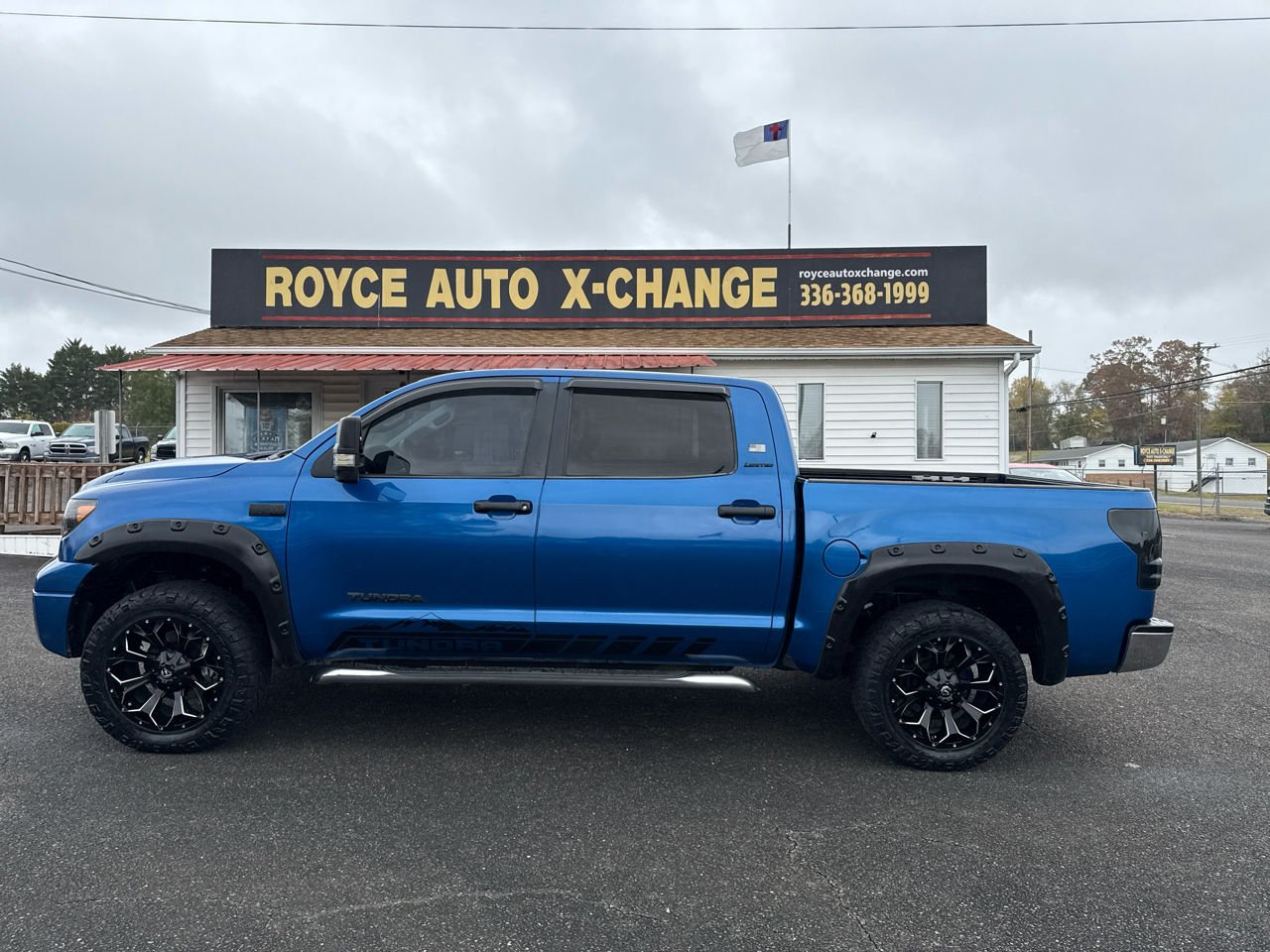 Toyota Tundra Limited CrewMax 5.7L 4WD 2008 Toyota Tundra Limited CrewMax 5.7L 4WD 2008