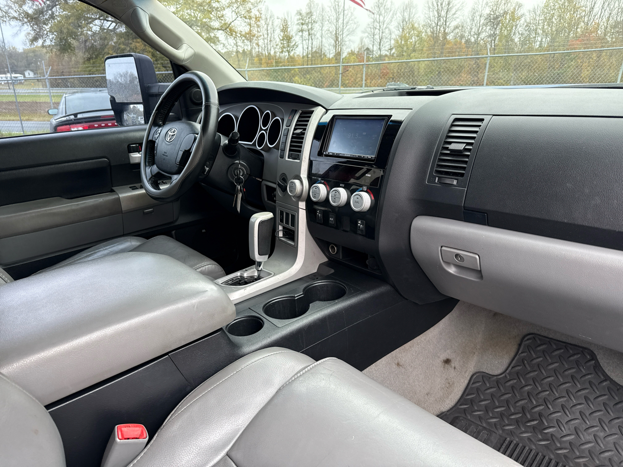 Toyota Tundra Limited CrewMax 5.7L 4WD 2008 Toyota Tundra Limited CrewMax 5.7L 4WD 2008