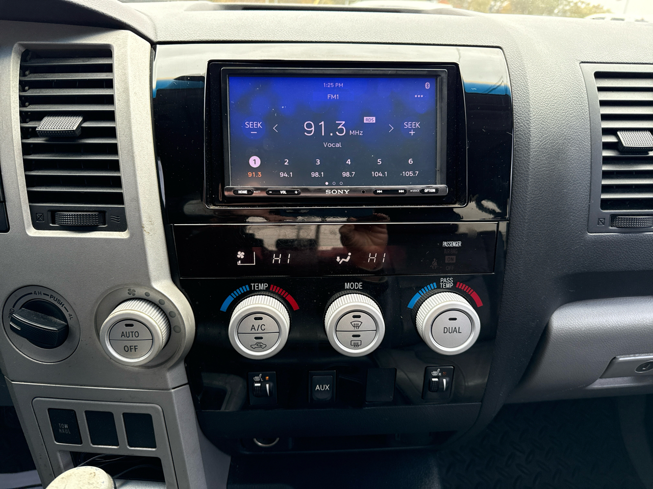 Toyota Tundra Limited CrewMax 5.7L 4WD 2008 Toyota Tundra Limited CrewMax 5.7L 4WD 2008