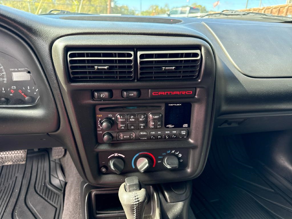 Chevrolet Camaro  2000