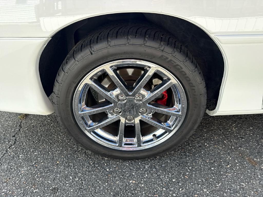 Chevrolet Camaro  2000