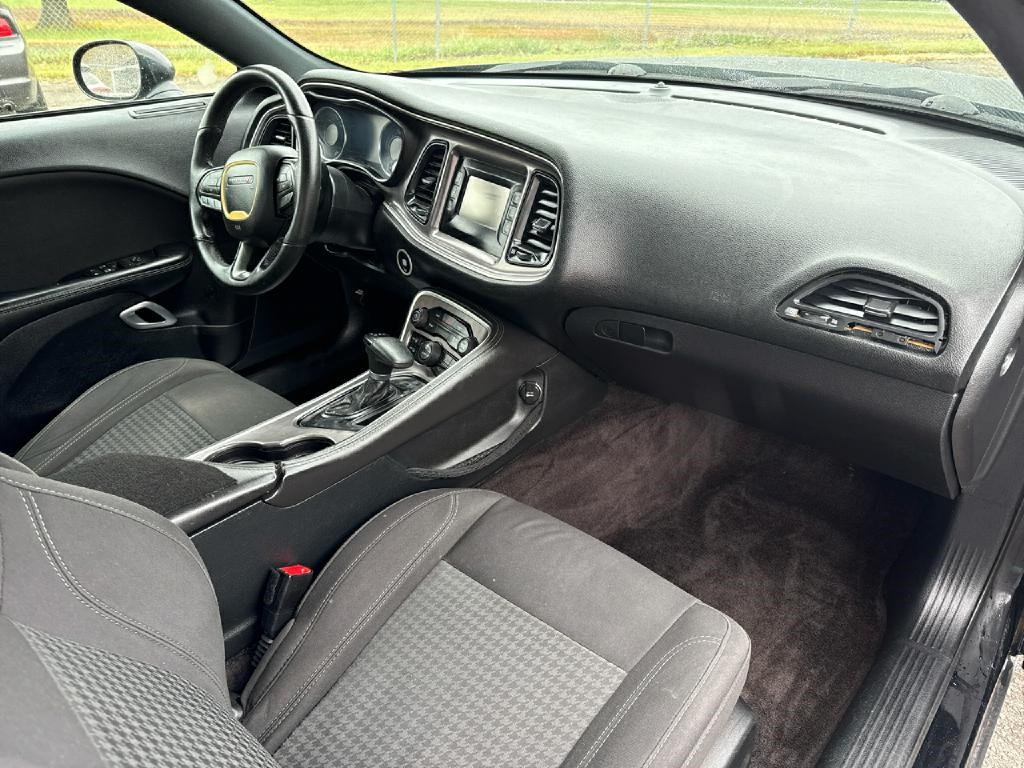 Dodge Challenger SXT 2017