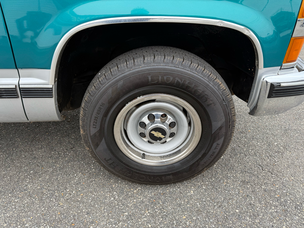 Chevrolet C/K 2500 Reg. Cab 8-ft. Bed 2WD 1995