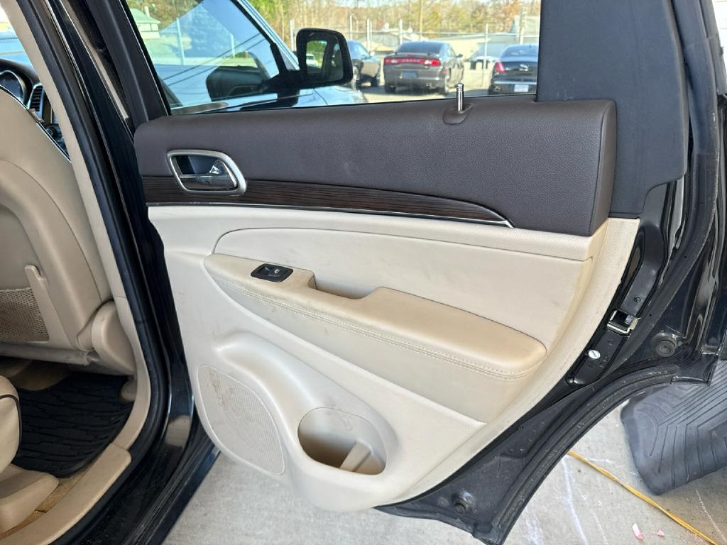 Jeep Grand Cherokee  2014