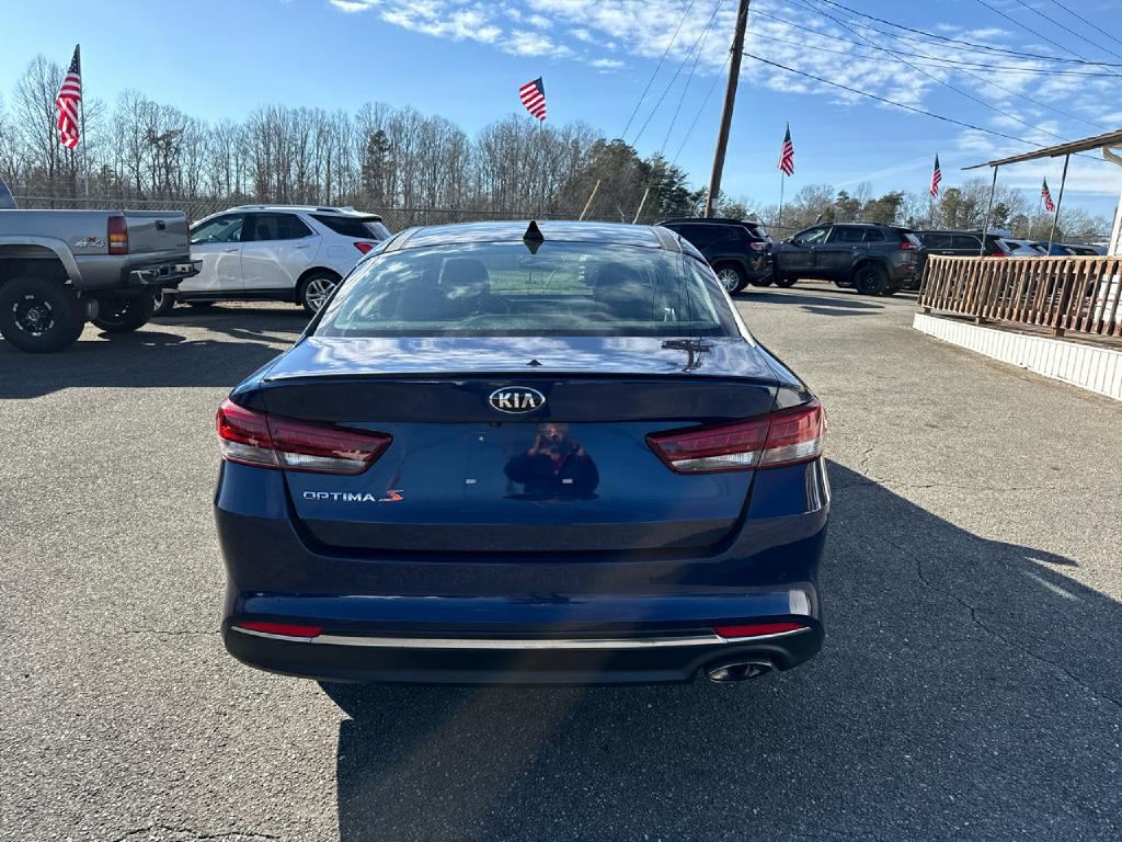 Kia Optima  2018