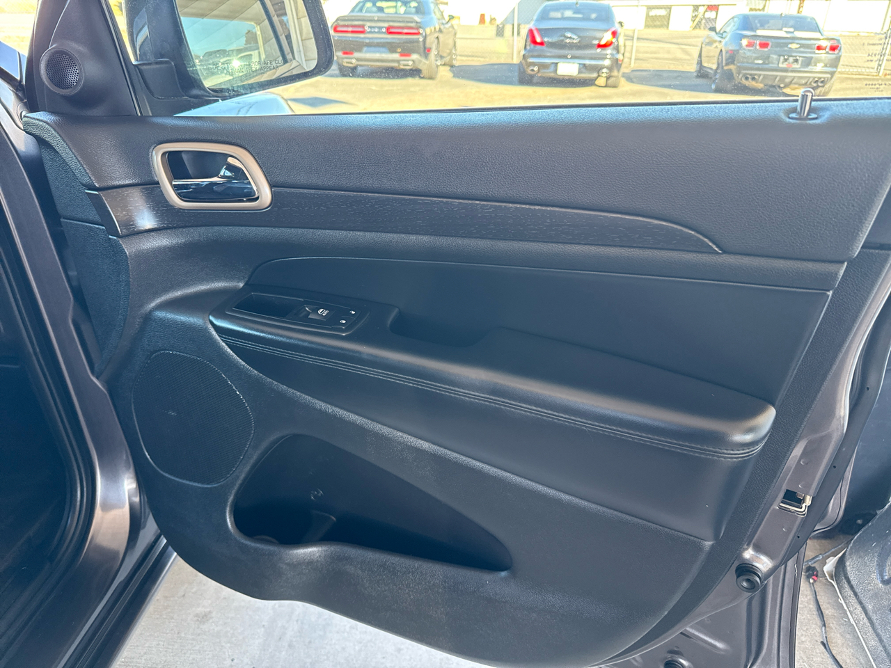 Jeep Grand Cherokee 4WD 4dr Laredo Altitude 2015