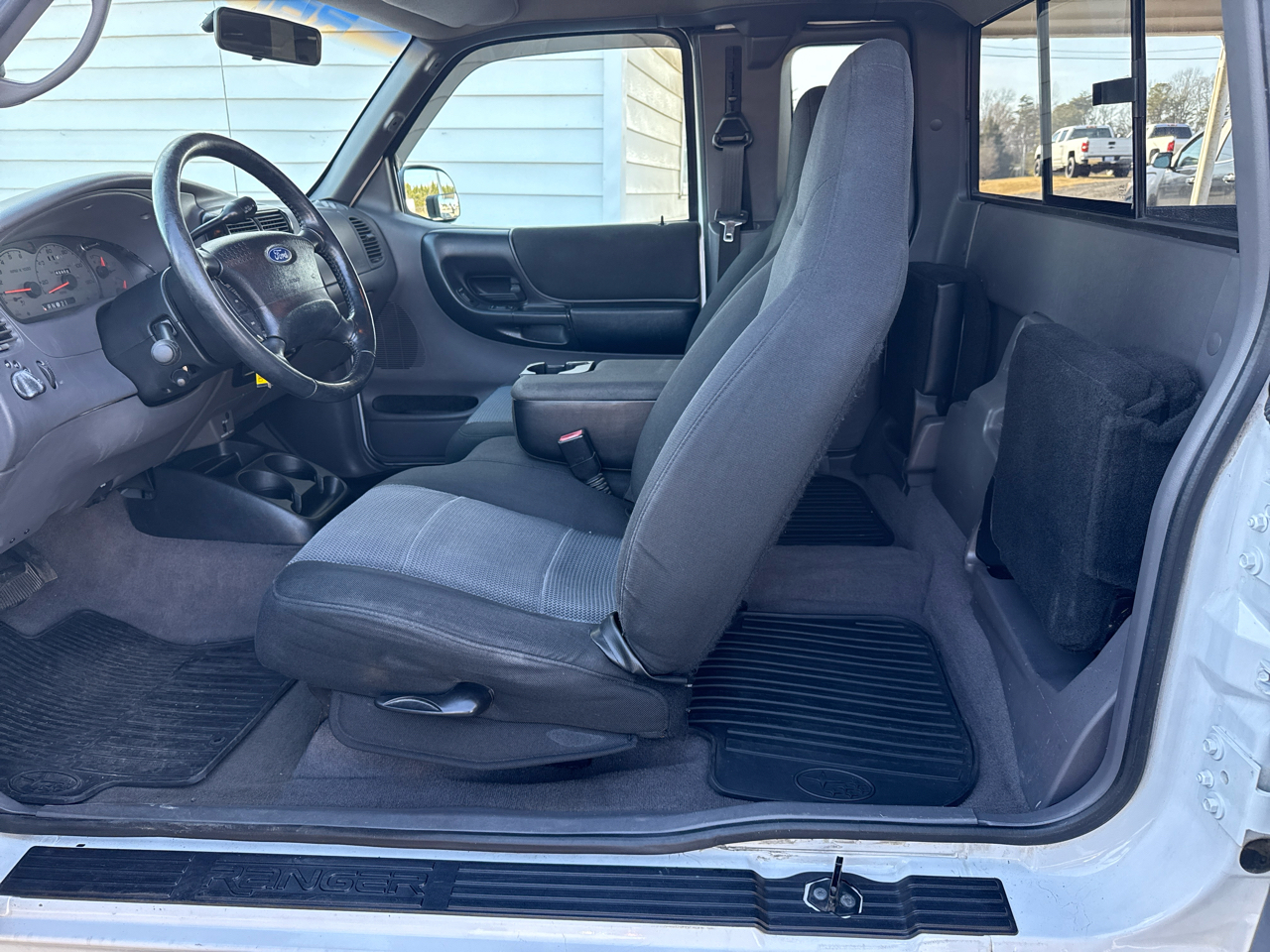 Ford Ranger XLT SuperCab 4-Door 2WD - 387A 2003