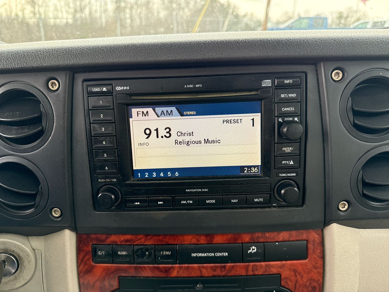 Jeep Commander Limited 4WD 2006