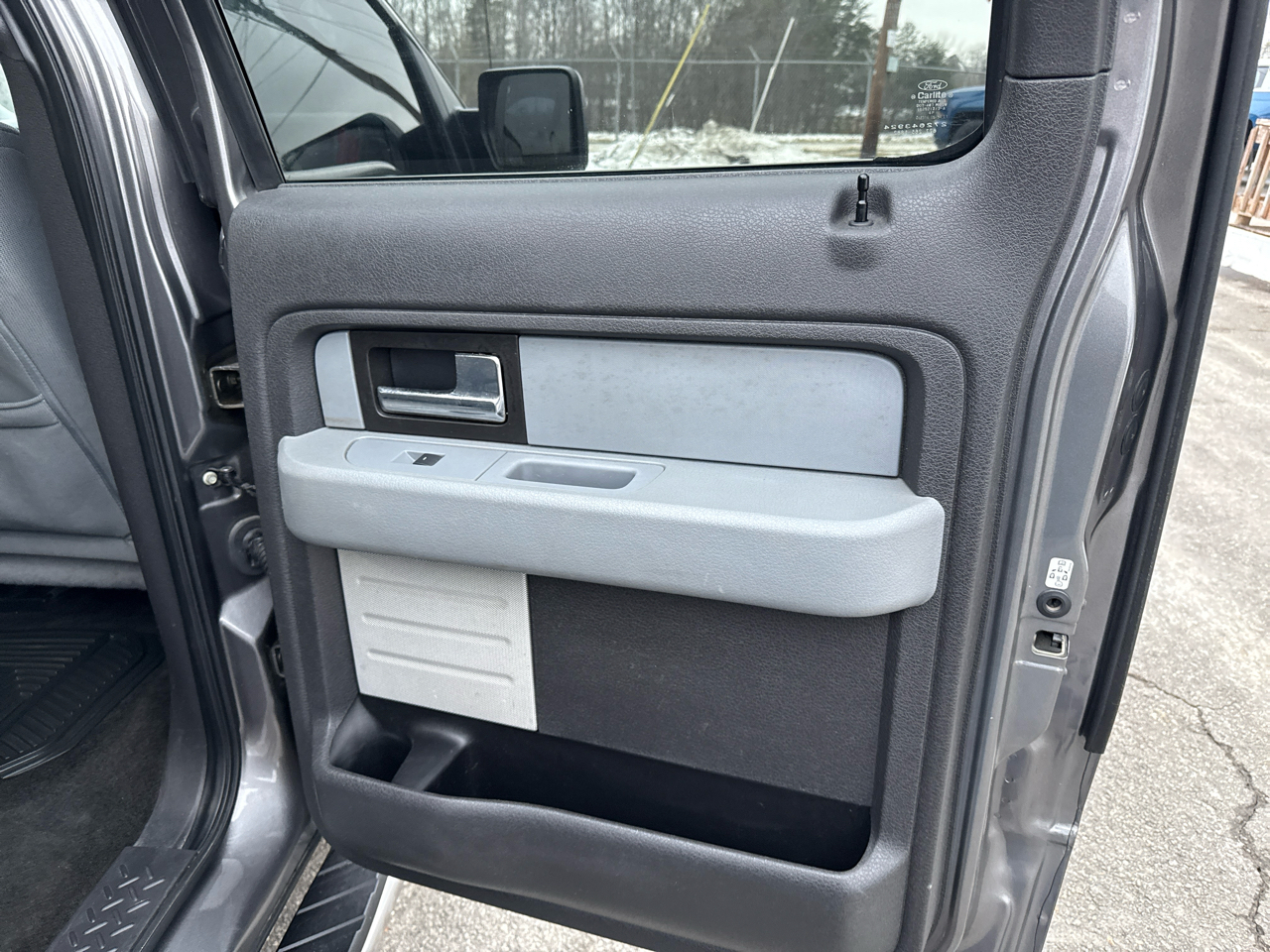 Ford F-150 Platinum SuperCrew 6.5-ft. Bed 4WD 2014