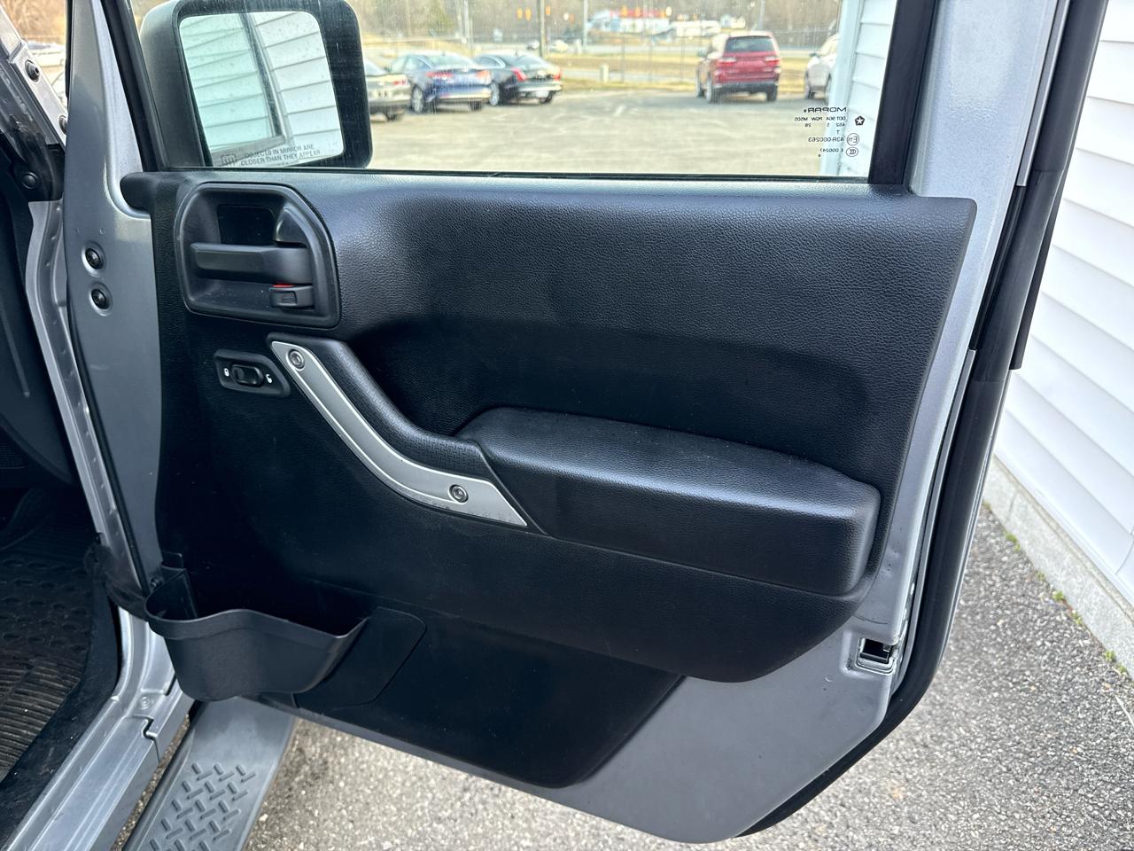 Jeep Wrangler Unlimited Sahara 4WD 2015