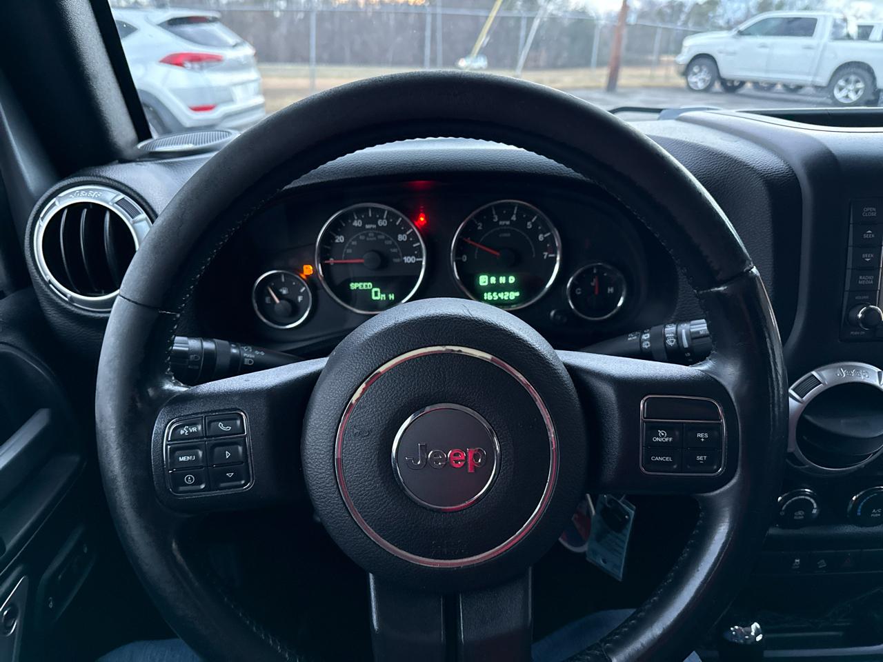 Jeep Wrangler Unlimited Sahara 4WD 2015