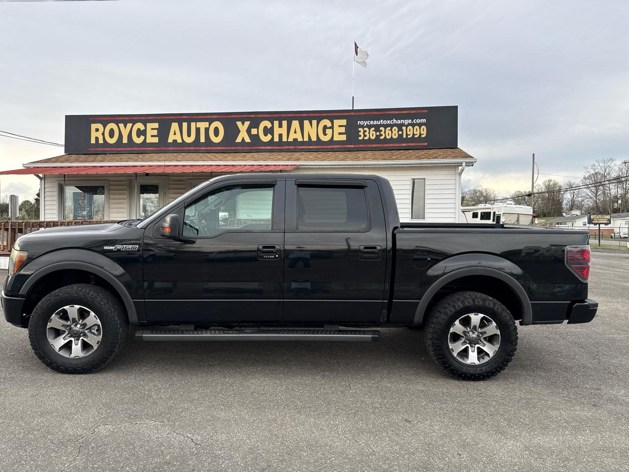 Ford F-150 FX4 SuperCrew 4WD 2012